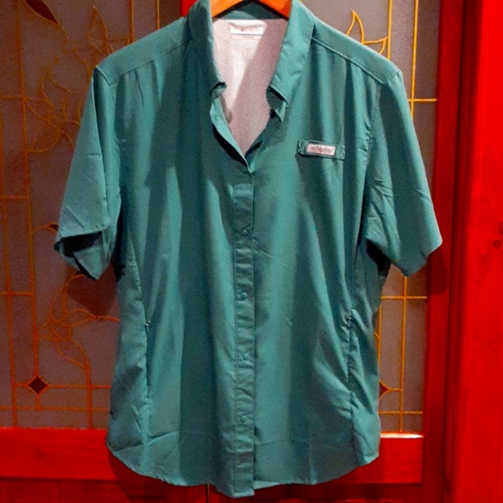 NWOT Columbia Performance Wear